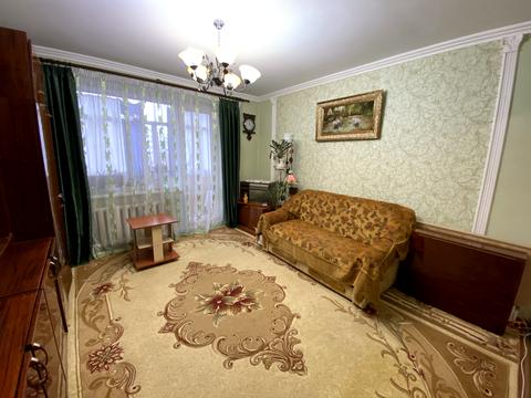 квартира за адресою Героїв Крут бульв. (Героїв Сталінграду), 8