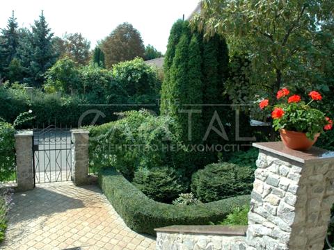 будинок за адресою смт. Козин, Старокиївська вул.