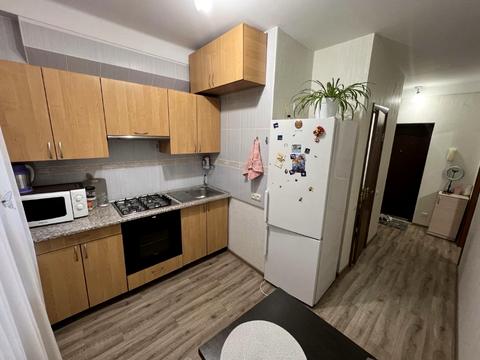 квартира за адресою Героїв Крут вул. (12 Квітня), 2-В