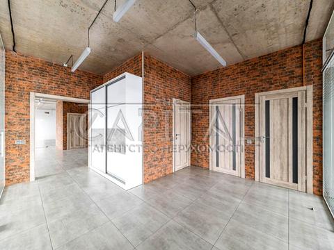 комерційна за адресою Жилянська вул., 1-А