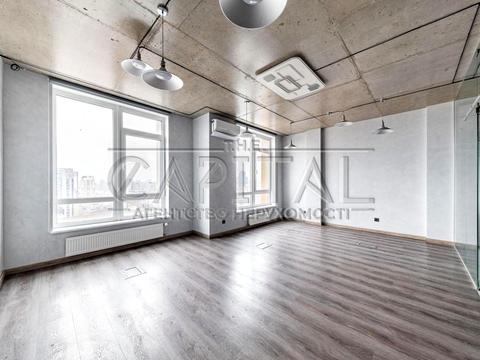 комерційна за адресою Жилянська вул., 1-А