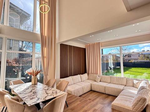 будинок за адресою набережна Василя Стефаника вул.