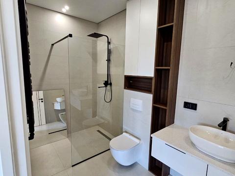 будинок за адресою набережна Василя Стефаника вул.