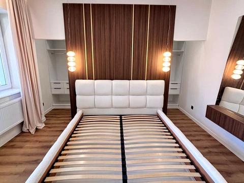 будинок за адресою набережна Василя Стефаника вул.