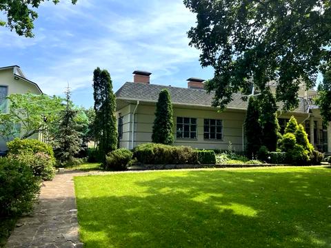 будинок за адресою 49-та Садова вул.