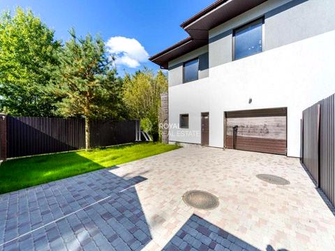 будинок за адресою пер. Садовий, 5