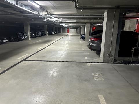 паркоместо по адресу Черниговская ул. (Черниговская), 8-В