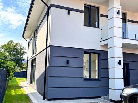 будинок за адресою набережна Василя Стефаника вул.