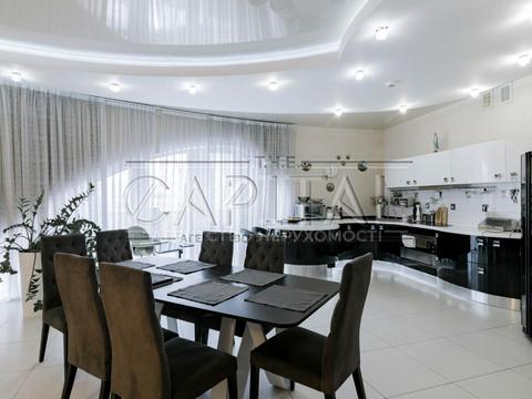 будинок за адресою Прикордонна вул.