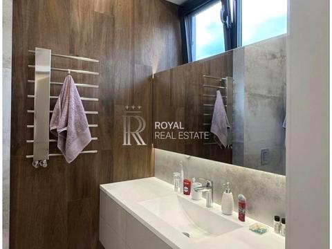 дом по адресу вул. Київська, 1