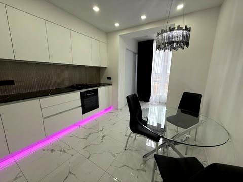 квартира по адресу Співдружності ул., 1