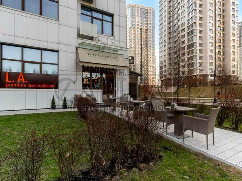 коммерческая по адресу Андрея Верхогляда ул. (Михайла Драгомирова), 15-А