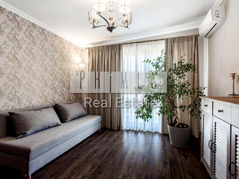 будинок за адресою Богдана Хмельницького вул.