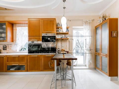 будинок за адресою смт. Козин, Старокиївська вул.