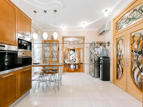 будинок за адресою смт. Козин, Старокиївська вул.