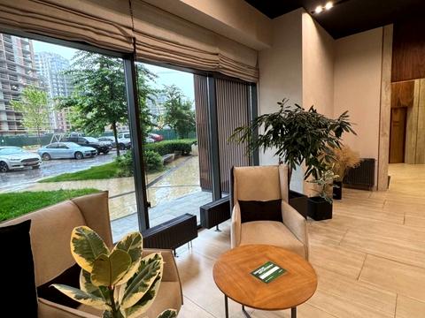 комерційна за адресою Академіка Заболотного вул., 1-Б