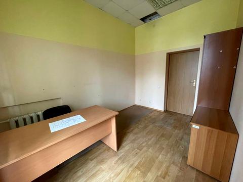 комерційна за адресою Мокра вул. (Кудряшова), 20