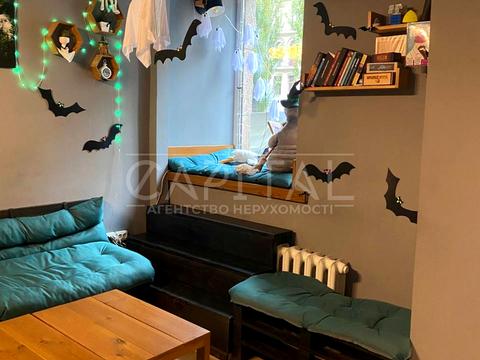 комерційна за адресою Тараса Шевченка бульв., 6