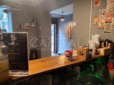 комерційна за адресою Тараса Шевченка бульв., 6