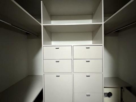 квартира по адресу Михаила Максимовича ул. (Трутенко Онуфрия), 32-Б