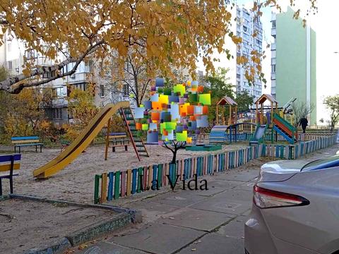 квартира за адресою Милославська вул., 17