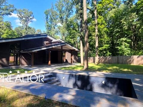 будинок за адресою Київська