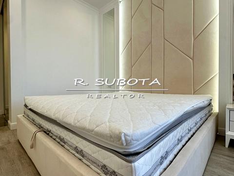 квартира за адресою Сергія Подолинського вул. (Благоєва), 31