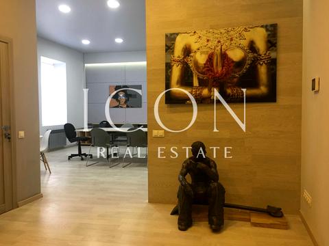 комерційна за адресою Тарасівська вул., 16