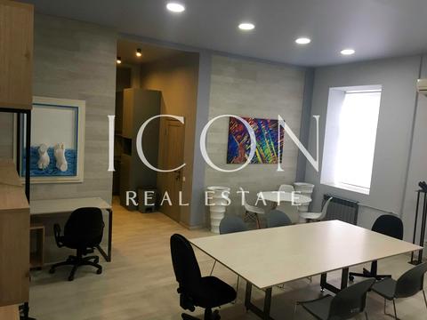 комерційна за адресою Тарасівська вул., 16