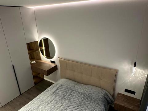 квартира по адресу Краснова ул., 1-В