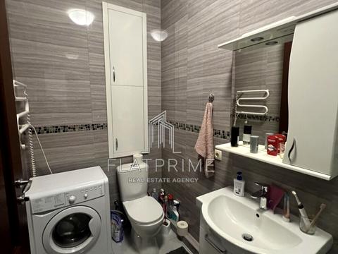 квартира за адресою Академіка Єфремова вул. (Командарма Уборевича), 8-А