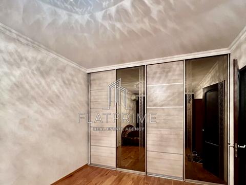 квартира за адресою Академіка Єфремова вул. (Командарма Уборевича), 8-А