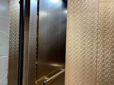 квартира за адресою Андрія Верхогляда вул. (Михайла Драгомирова), 14-А