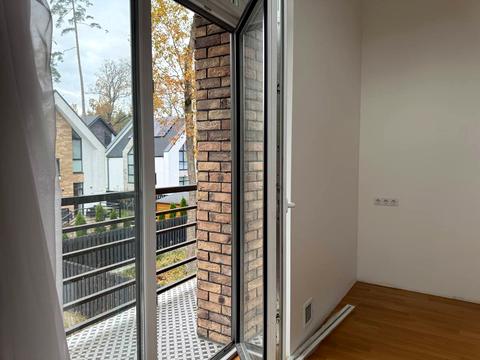 дом по адресу Евгения Коновальца ул.