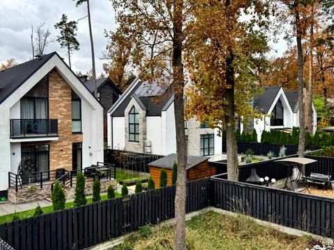 дом по адресу Евгения Коновальца ул.