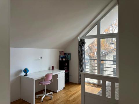 дом по адресу Евгения Коновальца ул.