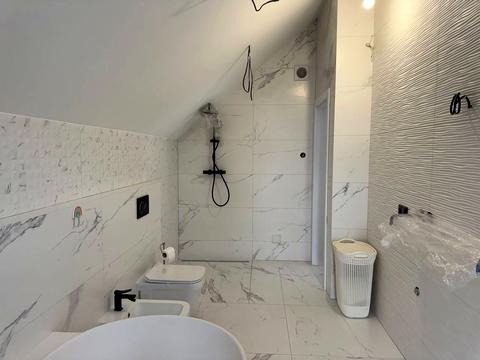 дом по адресу Евгения Коновальца ул.