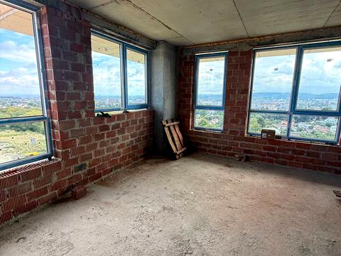 квартира за адресою Кирила Студинського вул., 14