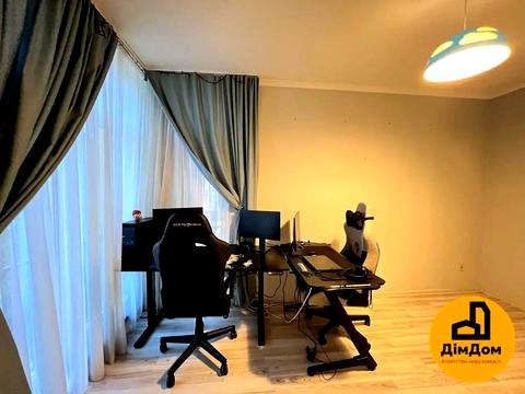 квартира за адресою Регенераторна вул., 4 к4