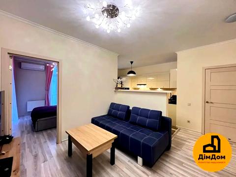 квартира за адресою Регенераторна вул., 4 к4