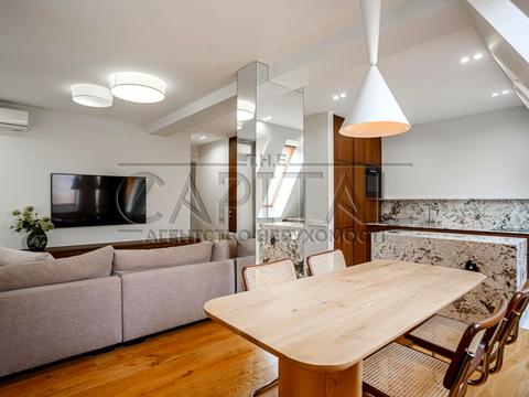 квартира за адресою Регенераторна вул., 4 к14