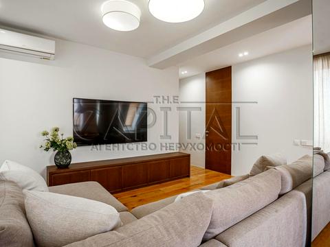 квартира за адресою Регенераторна вул., 4 к14