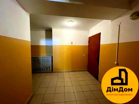 квартира за адресою Миколи Хвильового вул., 1