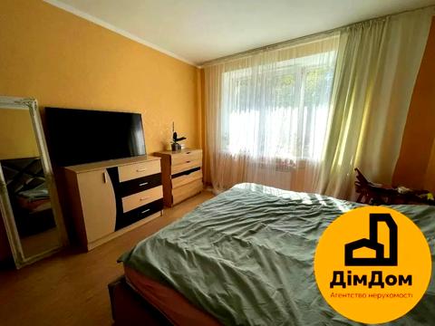 квартира за адресою Миколи Хвильового вул., 1