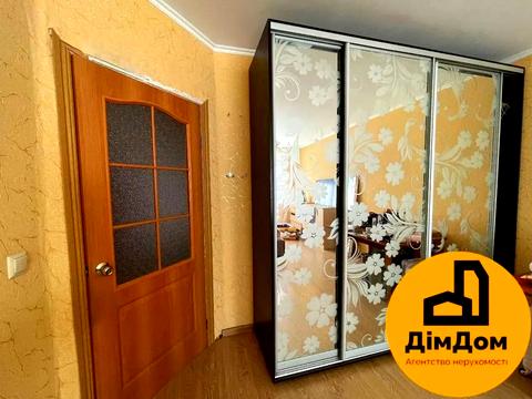 квартира за адресою Миколи Хвильового вул., 1