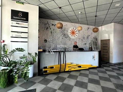 комерційна за адресою Новокостянтинівська вул., 1-Б