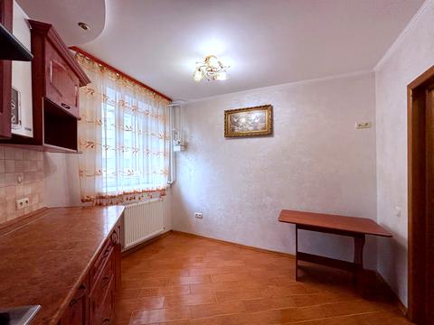 квартира за адресою Василя Симоненка вул., 35