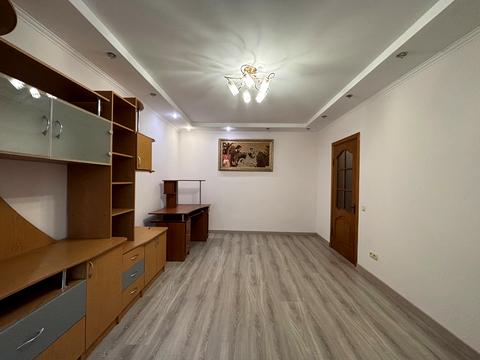 квартира за адресою Василя Симоненка вул., 35