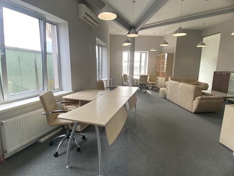 комерційна за адресою Сім'ї Прахових вул. (Гайдара), 50