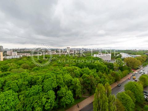 квартира по адресу Героїв Оборони ул., 10-А